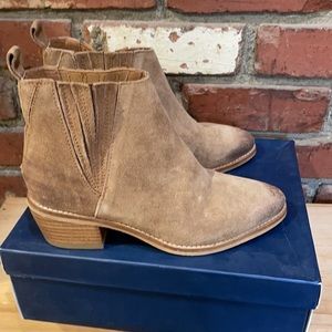 splendid cupid suede booties